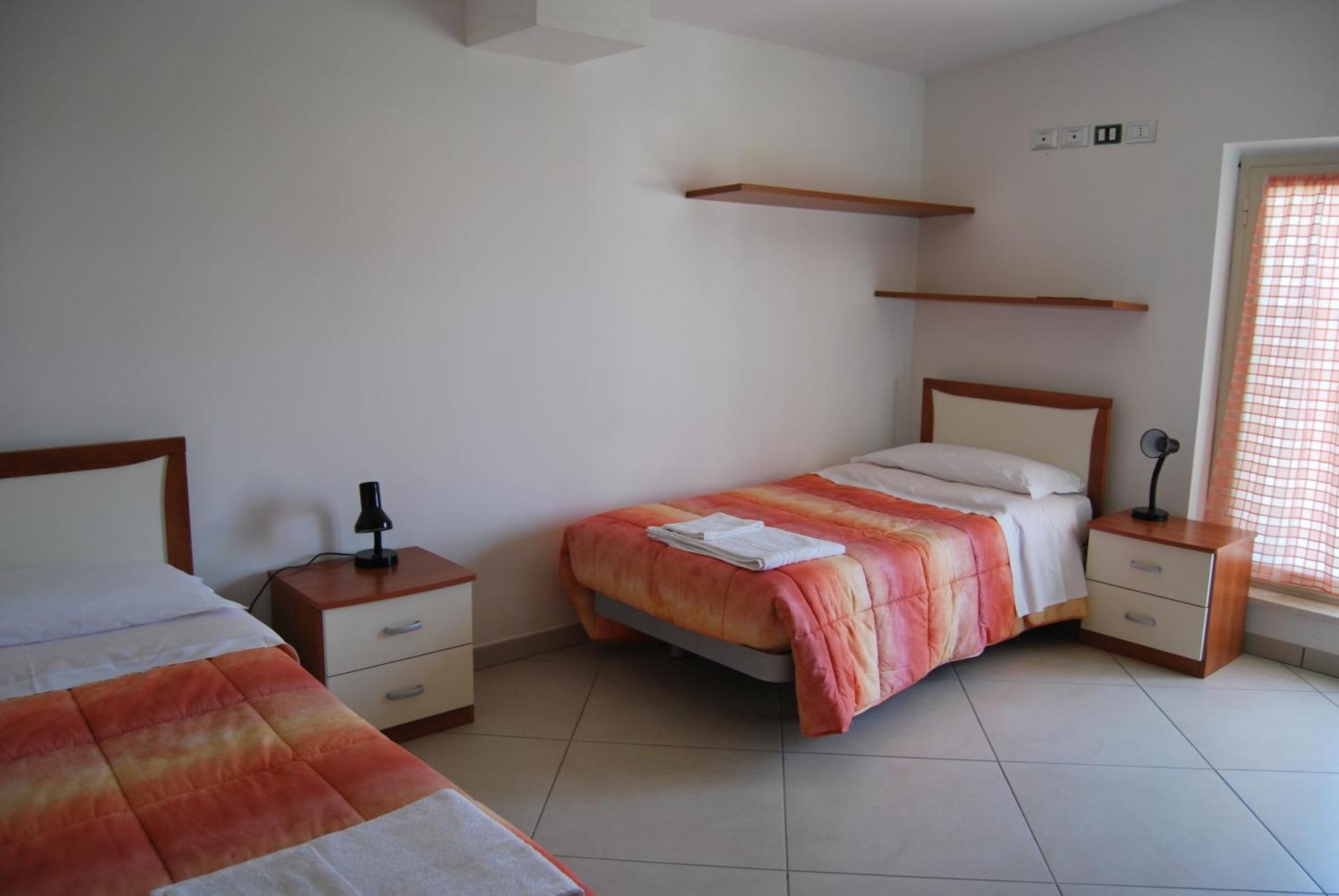 Eu Ropa Hotel Nereto Eksteriør bilde